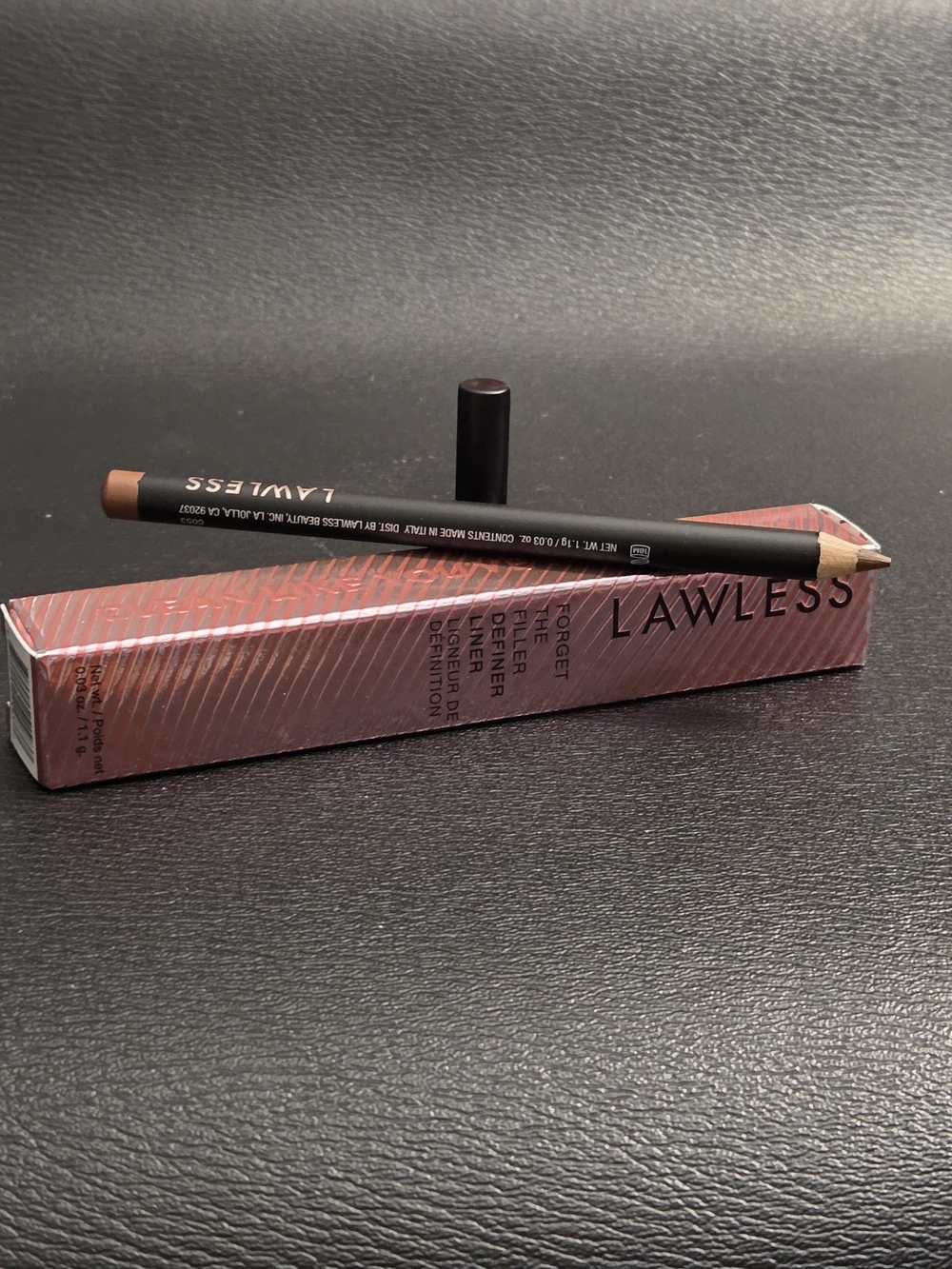Lawless Forget The Filler Definer Lip Liner Pencil in Kiss
